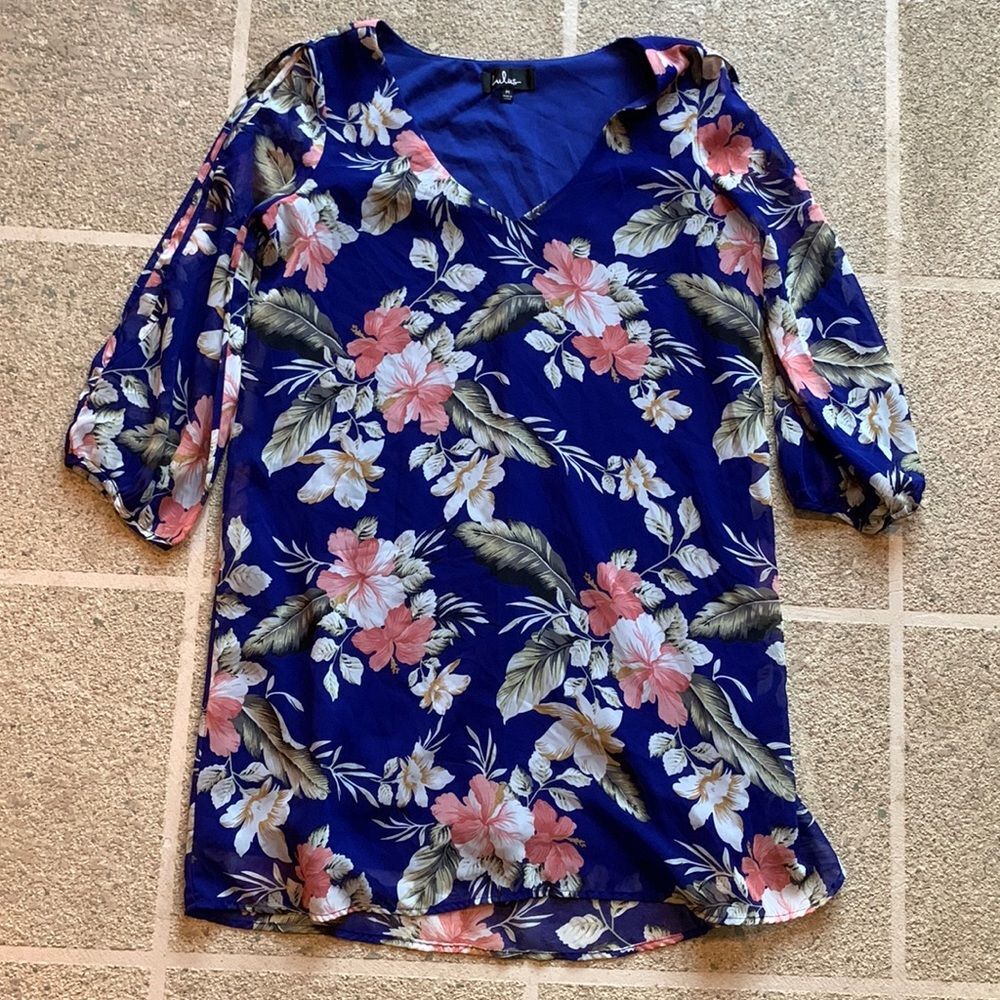 Women’s Lulus Floral V-neck Sheer Cutout Sleeve Mini Modest Semi Formal Dress M
